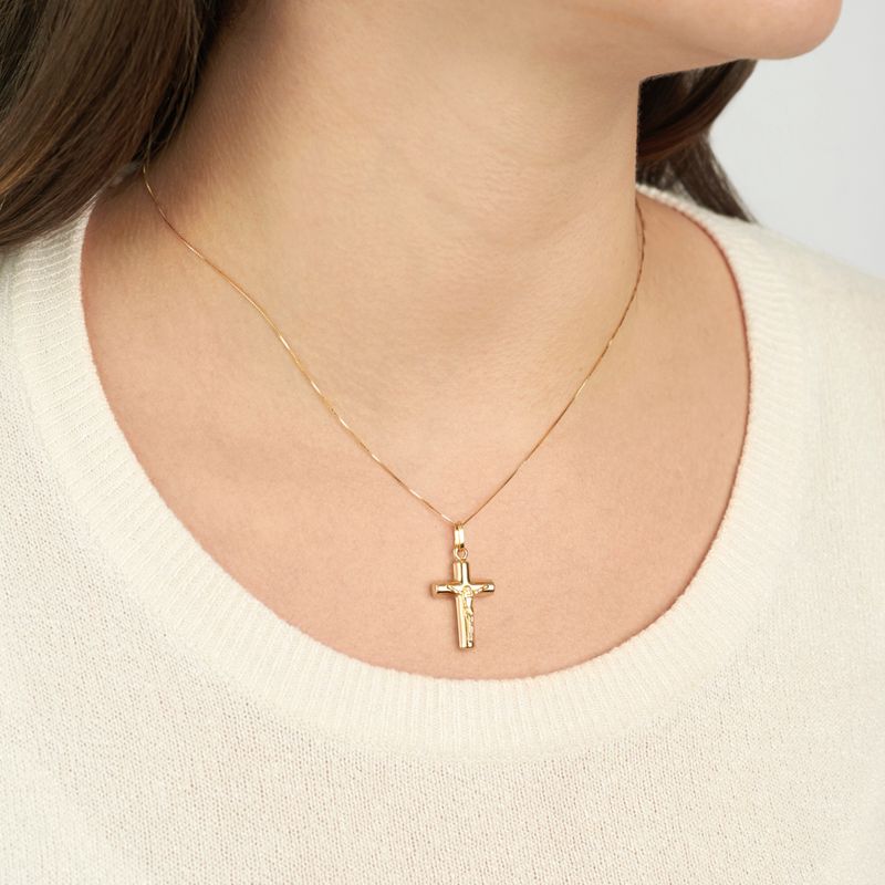 imgprincipalpingentecrucifixomediodeouro18k