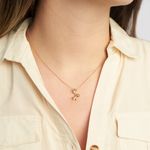 colar-amor-de-mae-menina-de-ouro-18k-com-quartzo-rosa