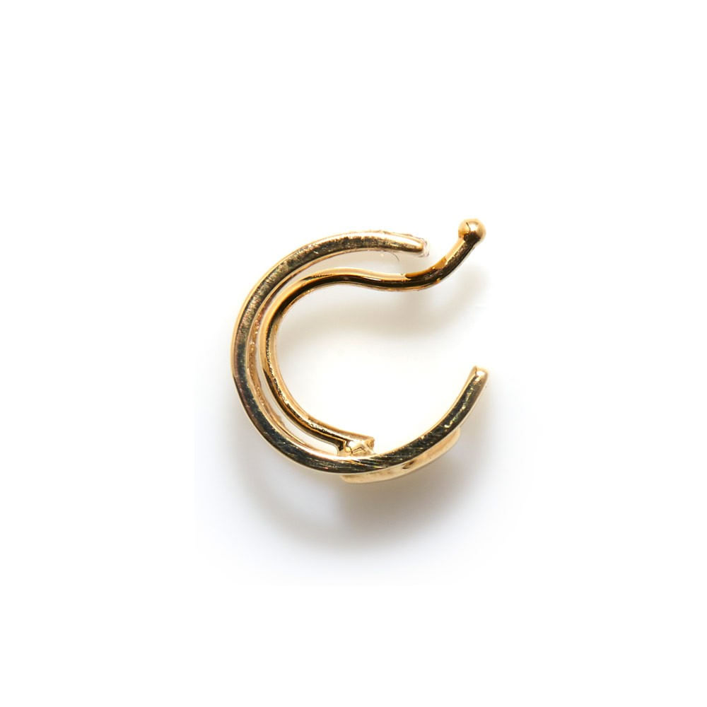 piercing-de-orelha-pressao-de-ouro-18k-losango