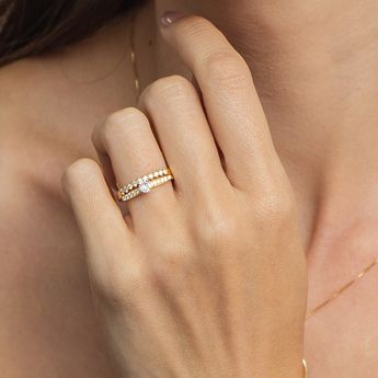 anel-meia-alianca-ouro-amarelo-18k-diamantes-2-pontos