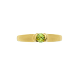 anel-solitario-de-ouro-amarelo-18k-com-peridoto