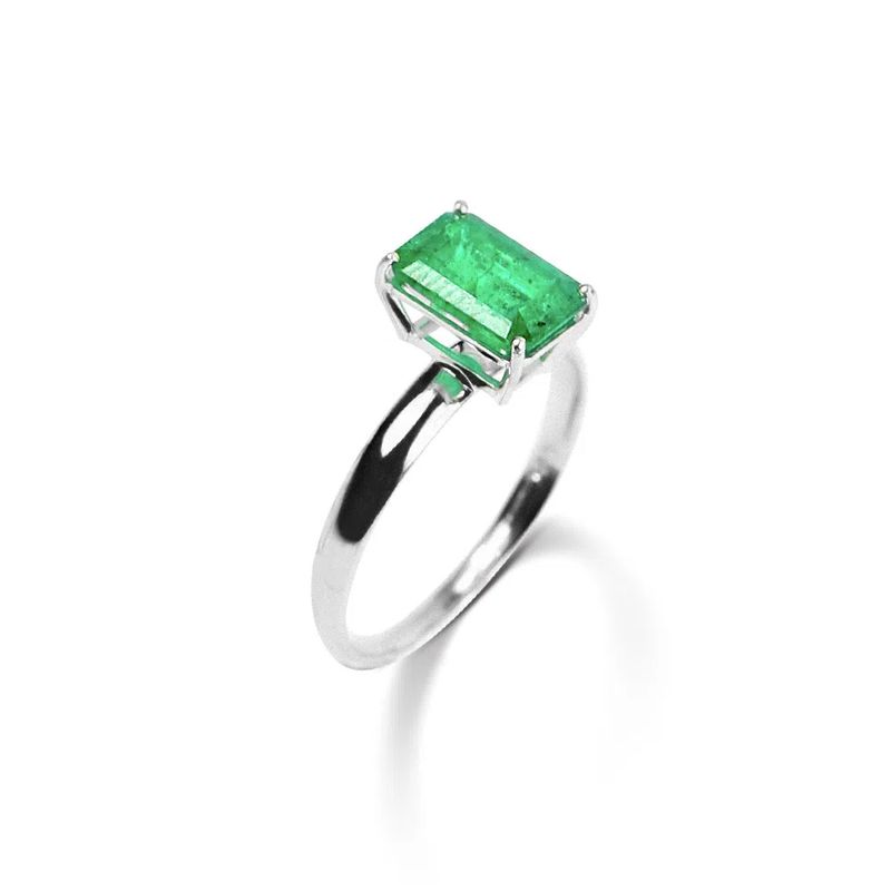 anel-vital-retangular-de-ouro-branco-18k-com-esmeralda