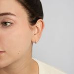 brincos-argola-de-ouro-amarelo-18k-com-diamantes-pequena