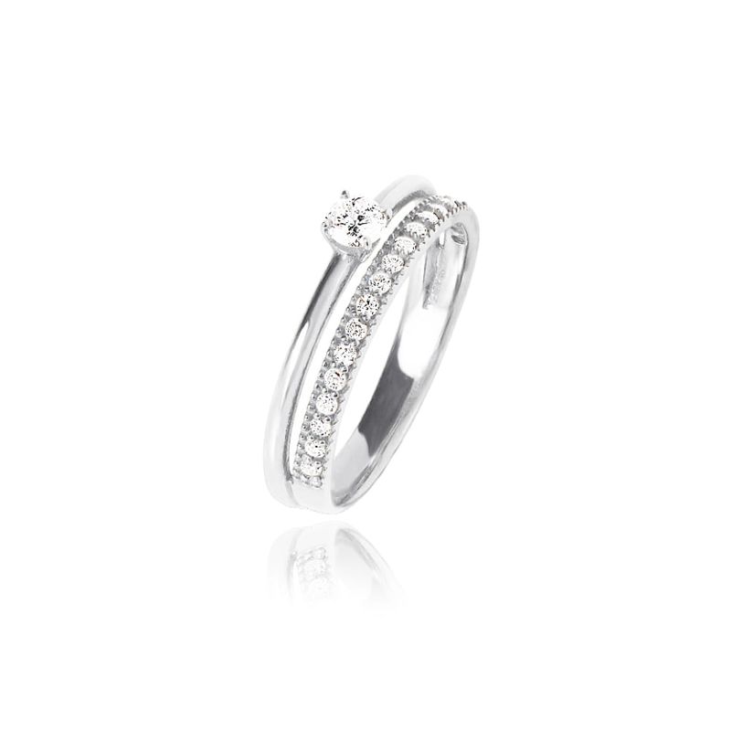 anel_solitario_em_ouro_18k_com_diamantes