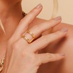 anel-harmonia-triplo-de-ouro-18k-uso