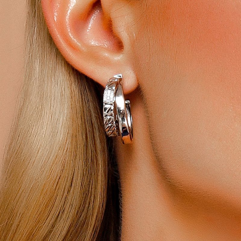 brincos-origem-argola-de-ouro-branco-18k-com-diamantes