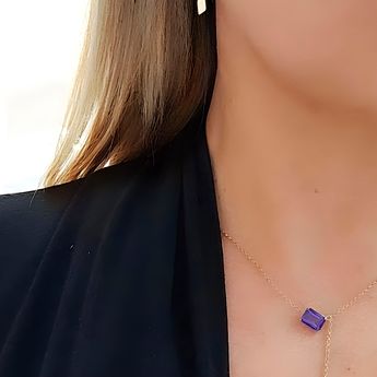 5540380a-colar-gravata-de-ouro-18k-com-ametista-uso