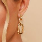 brincos-harmonia-de-ouro-amarelo-18k-uso