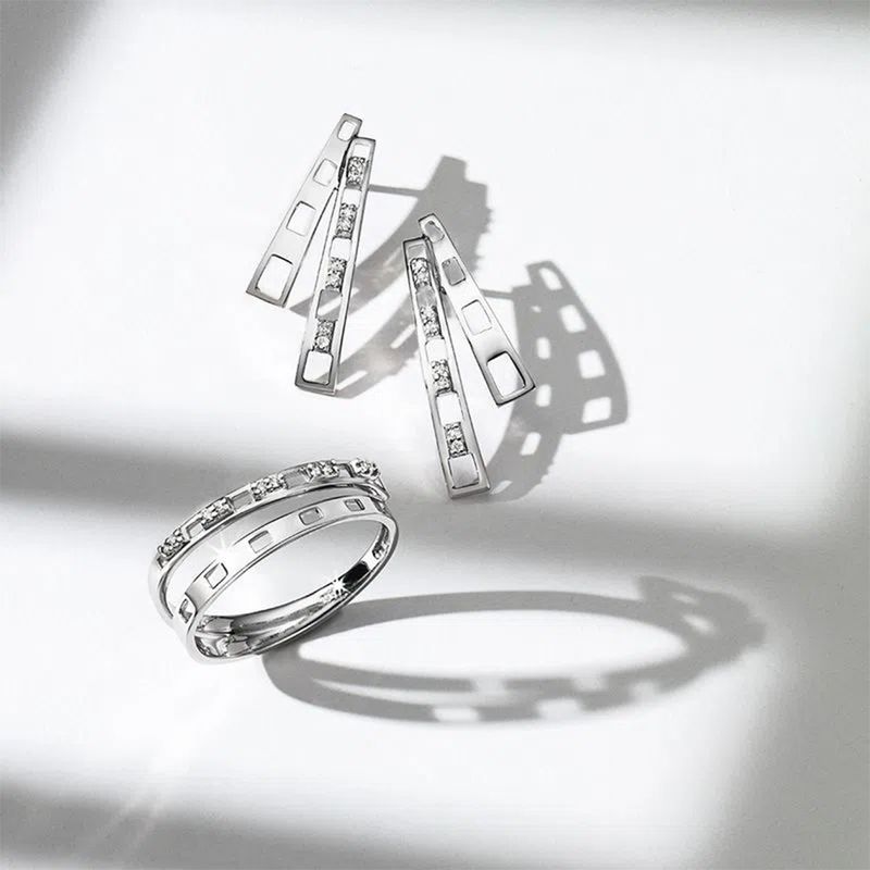2-brincos-moments-fitas-de-ouro-18k-com-diamantes