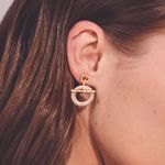 brincos_stand_by_me_ouro_amarelo_18k_diamantes_maxior_joias