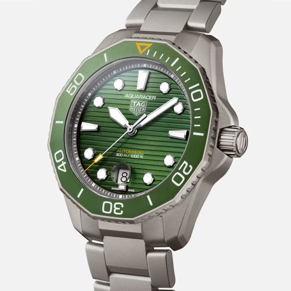 Rel gio TAG Heuer Aquaracer Professional 300 43 mm