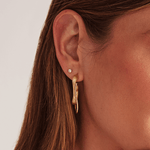 brincos-yama-maxior-ouro-amarelo-18k-textura-e-diamantes