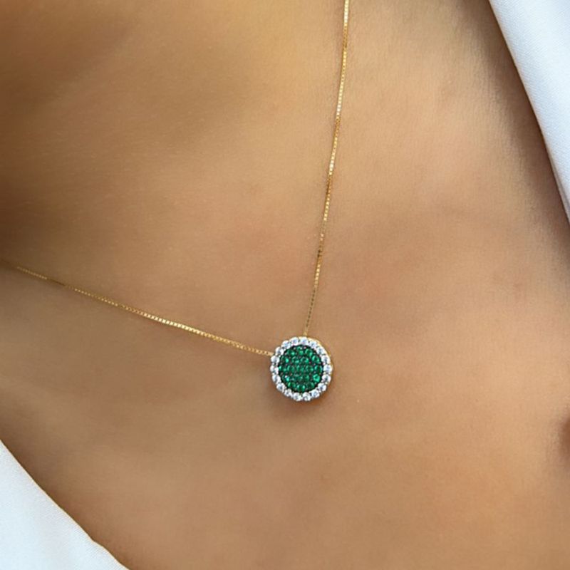 pingente-redondo-ouro-amarelo-18k-zirconias-verdes-brancas-chuveiro