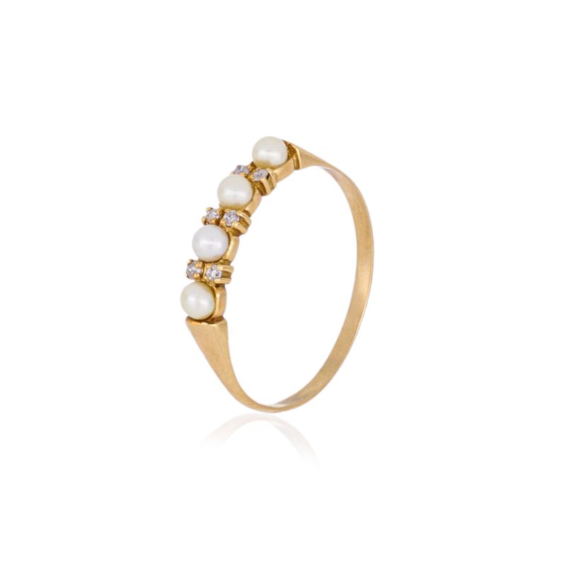 702926a_1_anel-meia-alianca-ouro-amarelo-18k-perolas-diamantes